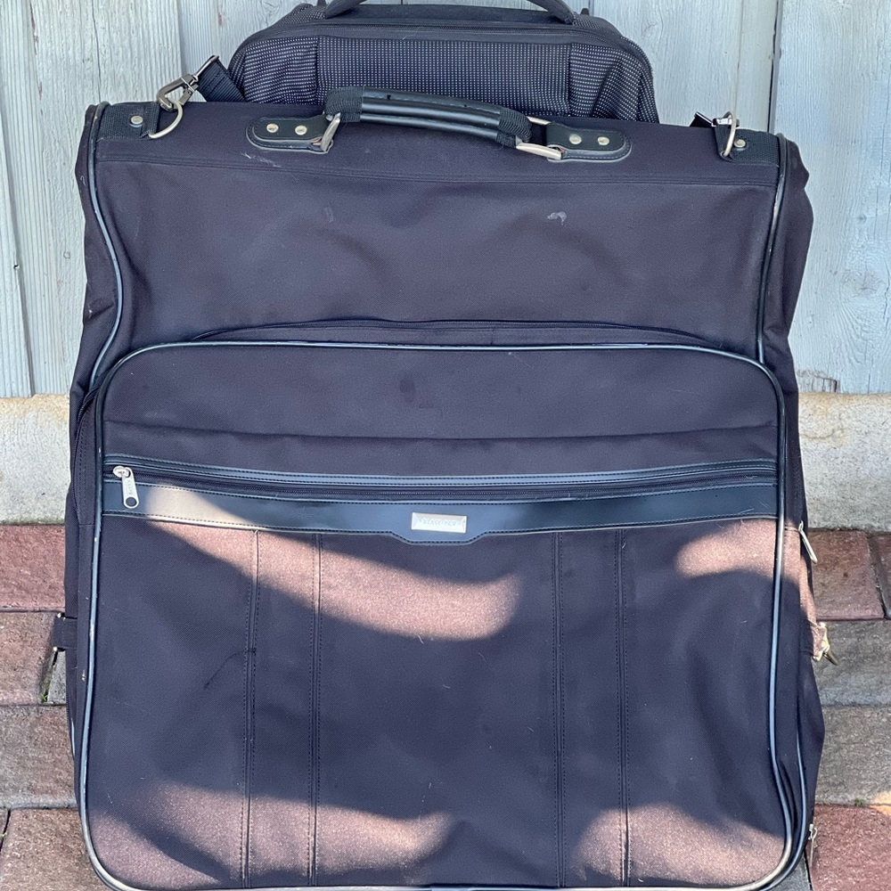 GARMENT BAG